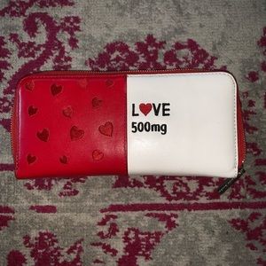 Alice & Olivia . Used in great condition